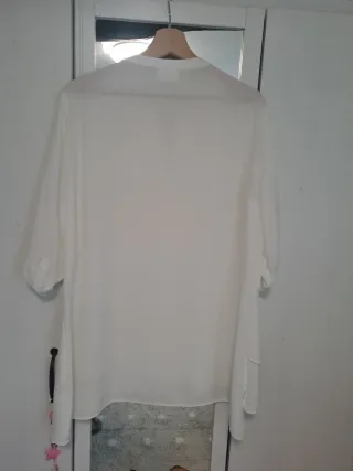 Blusa asimétrica C&A Talla 46