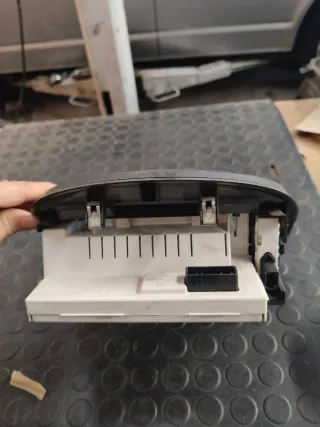 Pantalla Multifunción y sensor Renault Clio III