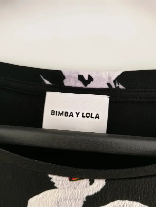 Camiseta negra cisnes manga larga