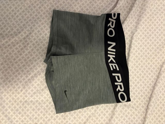 Mallas Nike Pro Grises Mujer