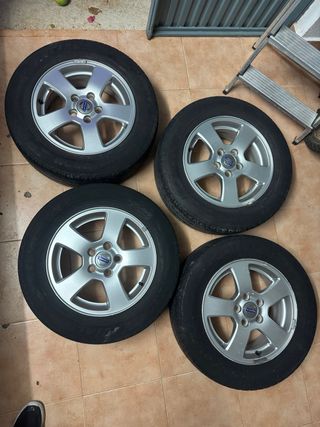 Llantas Volvo 15 pulgadas