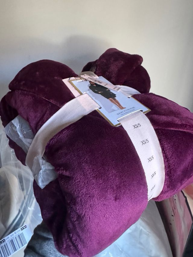 Bata Victoria's Secret Morada XS/S Nueva