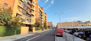 Garaje en alquiler en Zona Estación - Centro en Tres Cantos
