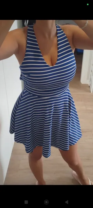 Vestido Pin Up Espalda Descubierta