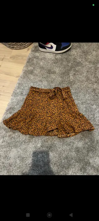 Falda pantalón animal print sin estrenar