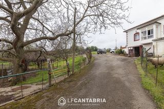Chalet en venta en Revilla en Camargo