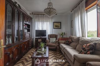 Chalet en venta en Revilla en Camargo