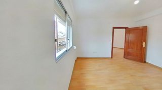Piso en alquiler en Moscardó en Madrid