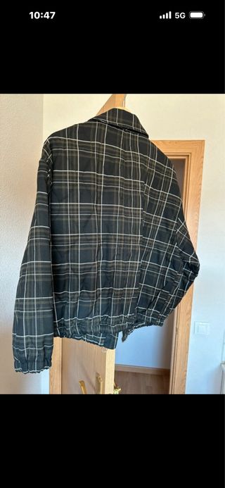 Cazadora Zara cuadros negra talla M