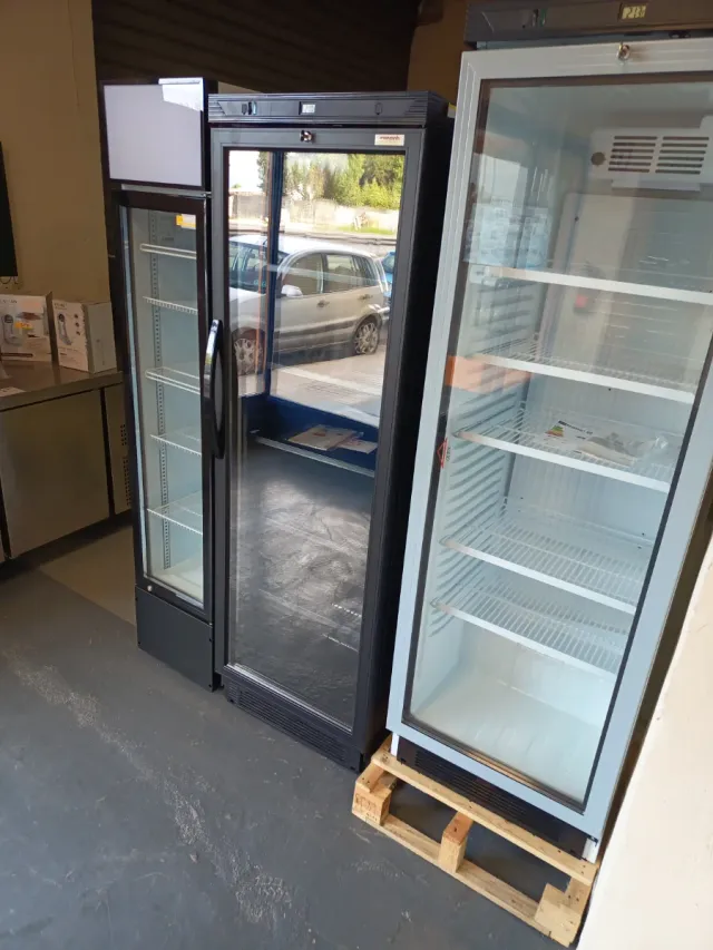 Vitrinas NUEVAS hosteleria frio y congelacion
