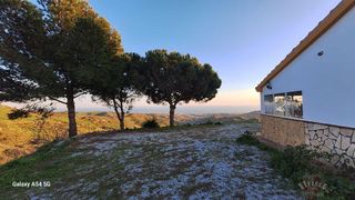 Chalet en alquiler en Iznate