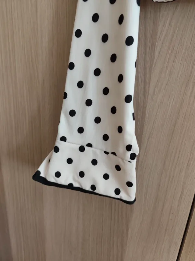 Torerilla lunares blanca y negra