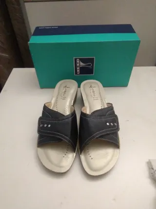 Inblu ciabatte donna nere e argento