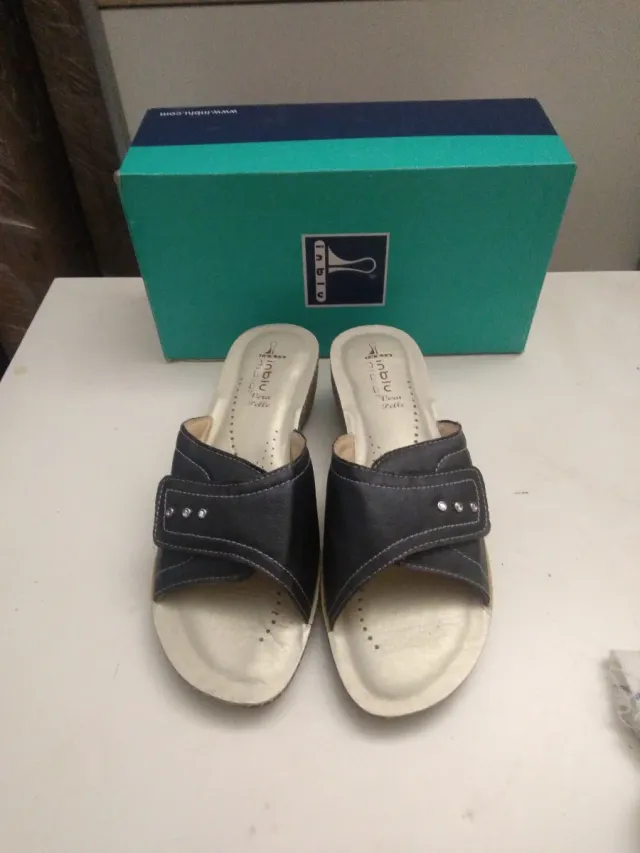 Inblu ciabatte donna nere e argento