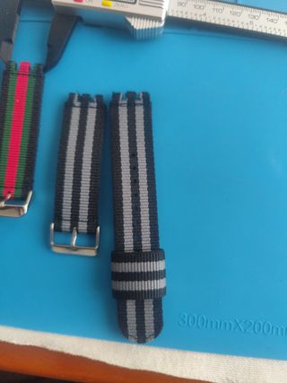 Correas de reloj Swatch (varios colores)