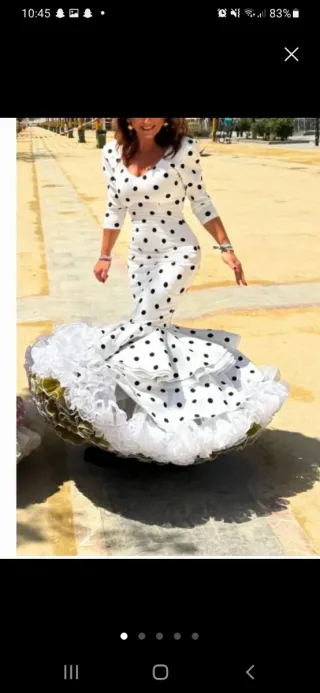 Vestido Flamenca Lunares Blanco y Negro