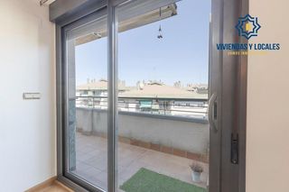Piso en venta en Barrio de Zaidín en Granada