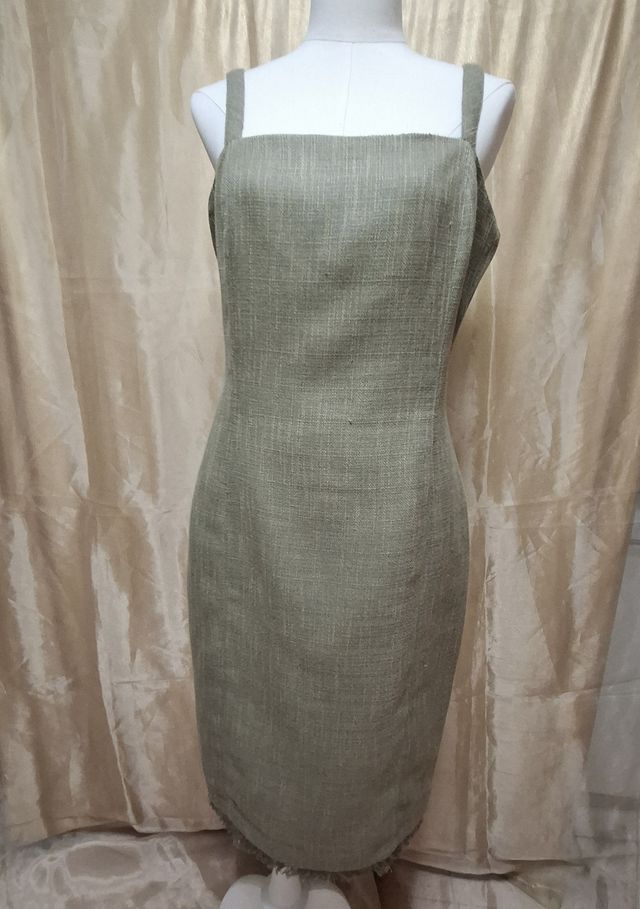 Vestido pichi verde y beige