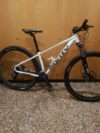 Bicicleta de Montaña Monty Blanca