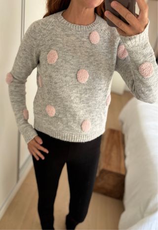Jersey Bershka gris y rosa Talla M