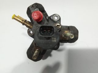 Bomba inyección renault 1383087 0281002483 laguna