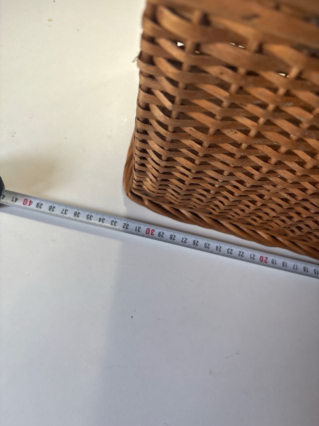 Maletín de mimbre vintage