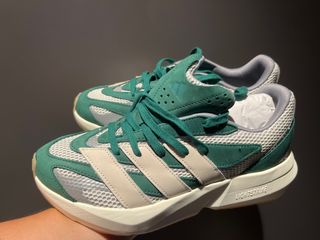 Zapatillas Adidas Running Beige y Verde