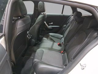 Mercedes CLA CLA 200 D DCT 4MATIC Shooting Brake