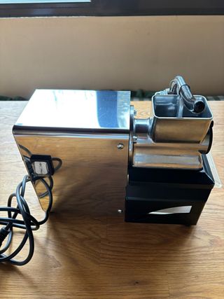 Grattugia elettrica Reber