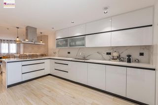 Chalet en venta en Padul