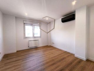 Chalet en alquiler en Peñagrande en Madrid