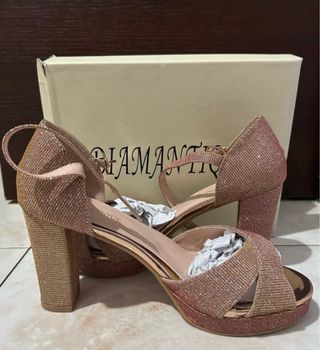 Scarpe aperte con tacco oro/rosa glitter