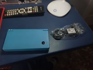 Nintendo DSi Azul magic