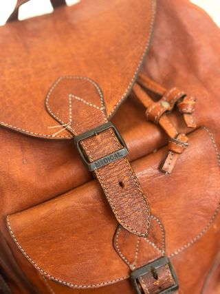 Macuto expedición cuero marrón