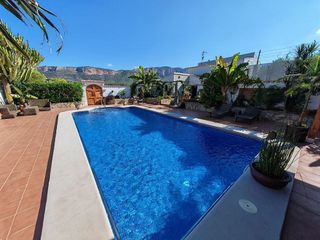 Chalet en venta en Gata de Gorgos