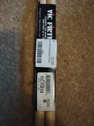 Bacchette Vic Firth American Custom SD4