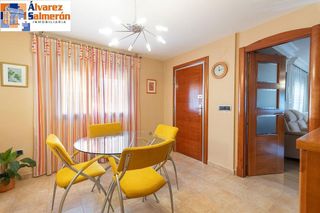 Chalet en venta en Ogíjares