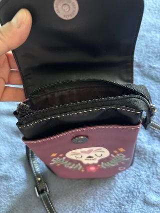 Bolso móvil calavera flores morado