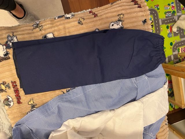 Conjunto arrantzale/aldeano azul y blanco