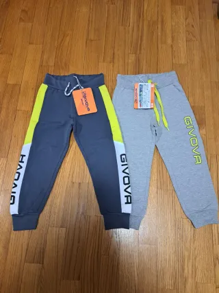 Set 2 pantaloni tuta Givova 3 anni nuovi