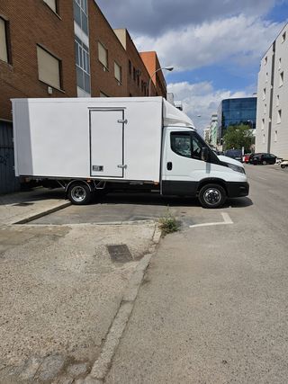 Mudanzas Baratas y Portes en Tu Ciudad – Presupuesto Gratis