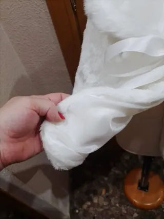 Capa y Chal de pelo blanco
