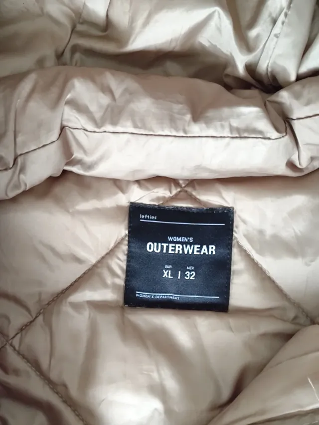 Chaqueta acolchada mujer beige