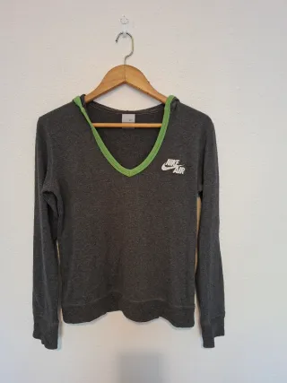 Jersey Nike mujer con capucha