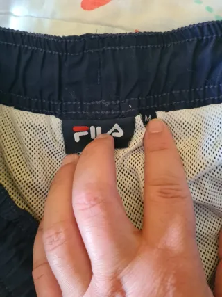 Bermuda Fila Azul, Blanca y Roja