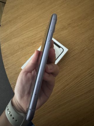 iPhone 11 128GB Viola