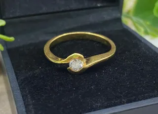 Anillo Oro 18kt con Diamante