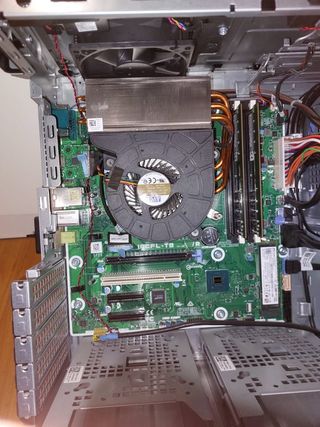 Dell Precision 3630 i9 9900k, 16GB RAM, 1TB SSD