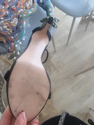 Sandalias tacón Zara negras Talla 40. Tacón de 12