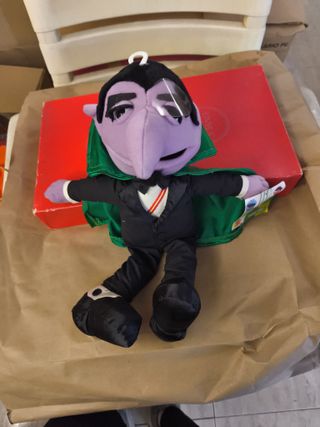 2 Peluches Barrio Sésamo y Muppets
Precio unitario